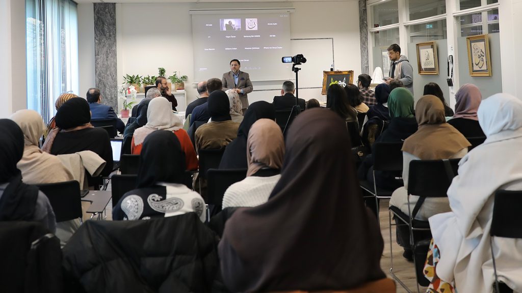 Mevlana söyleşisinden kare 2