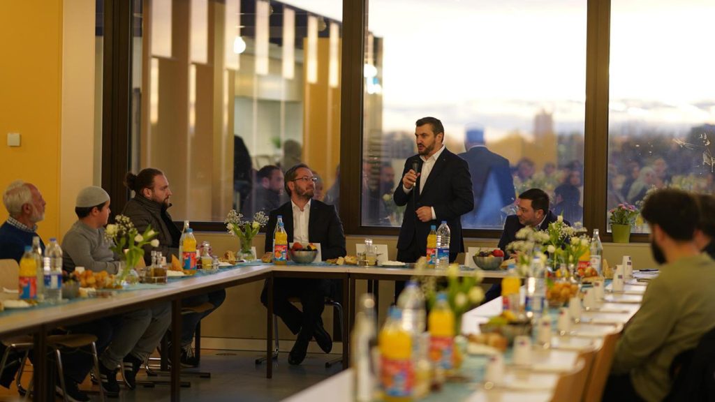 İftar programından kare 1